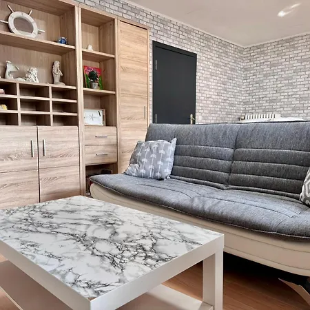 Apartment Nina